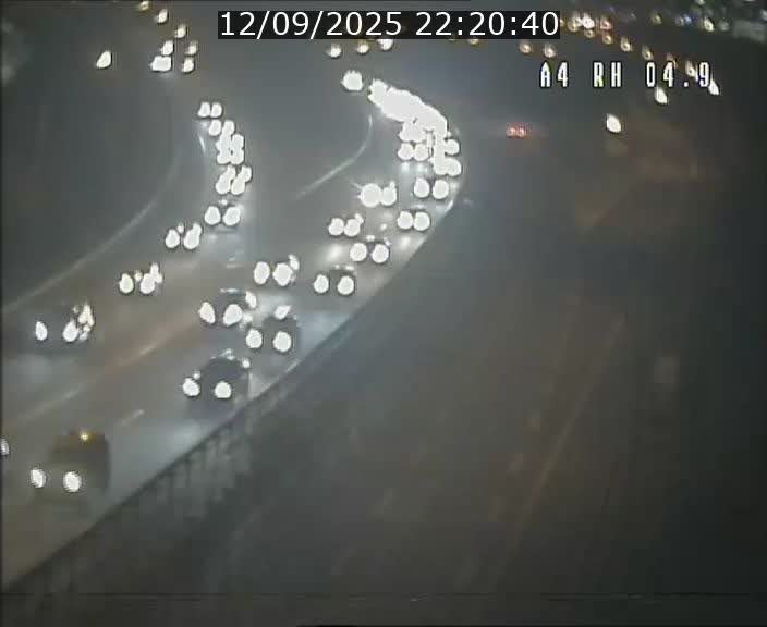 Traffic live webcam Luxembourg Leudelange - A4 - BK 4.9 - direction Luxembourg