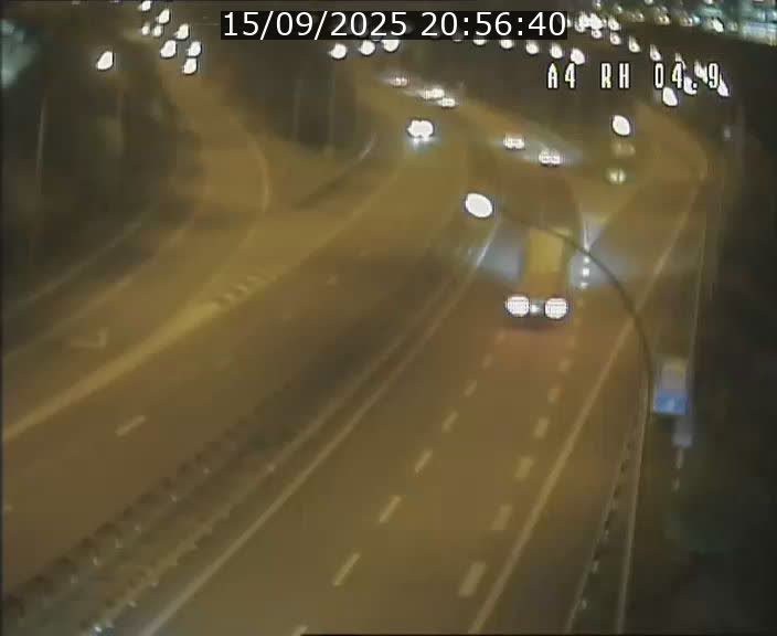 Traffic live webcam Luxembourg Leudelange - A4 - BK 4.9 - direction Luxembourg