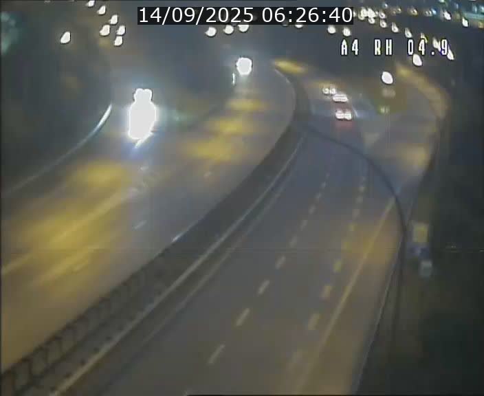 Traffic live webcam Luxembourg Leudelange - A4 - BK 4.9 - direction Luxembourg