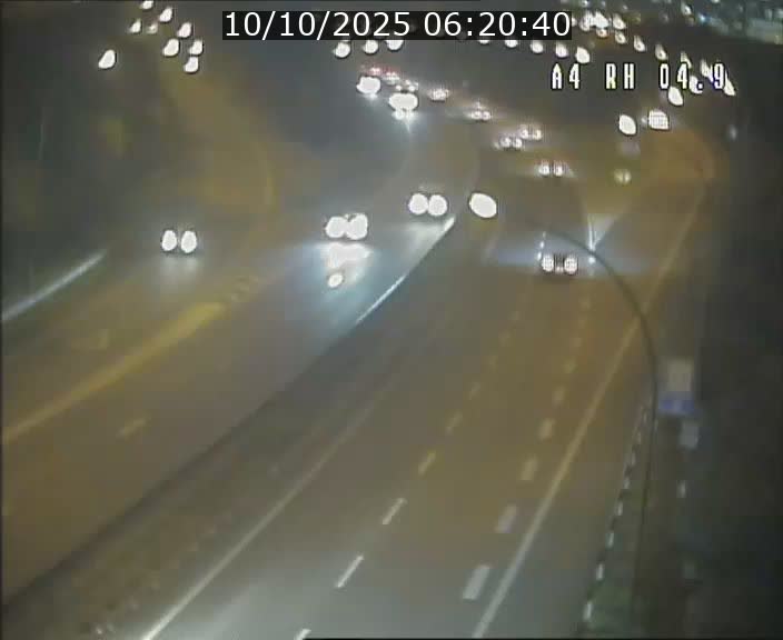 Traffic live webcam Luxembourg Leudelange - A4 - BK 4.9 - direction Luxembourg