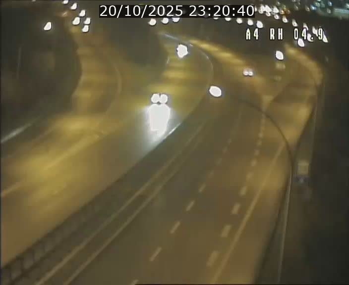Traffic live webcam Luxembourg Leudelange - A4 - BK 4.9 - direction Luxembourg