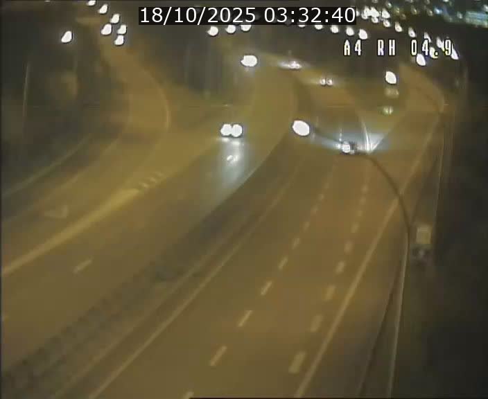 Traffic live webcam Luxembourg Leudelange - A4 - BK 4.9 - direction Luxembourg