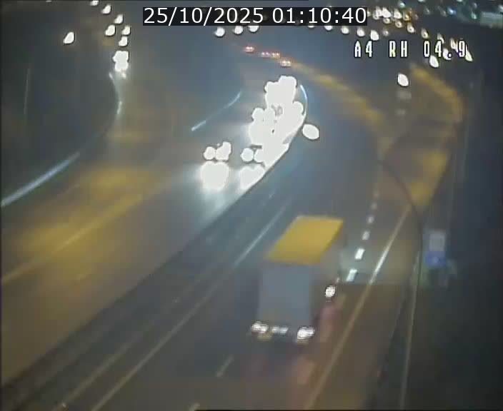 Traffic live webcam Luxembourg Leudelange - A4 - BK 4.9 - direction Luxembourg
