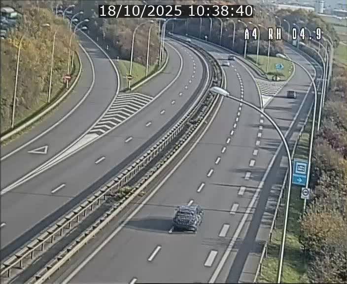Traffic live webcam Luxembourg Leudelange - A4 - BK 4.9 - direction Luxembourg