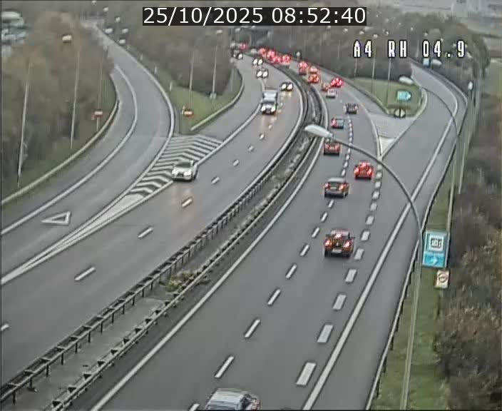Traffic live webcam Luxembourg Leudelange - A4 - BK 4.9 - direction Luxembourg