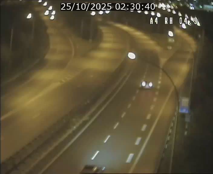 Traffic live webcam Luxembourg Leudelange - A4 - BK 4.9 - direction Luxembourg