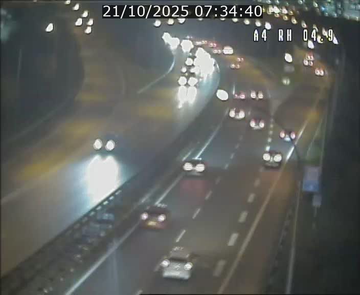 <h2>Traffic live webcam Luxembourg Leudelange - A4 - BK 4.9 - direction Luxembourg</h2>