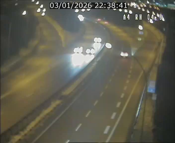 Traffic live webcam Luxembourg Leudelange - A4 - BK 4.9 - direction Luxembourg