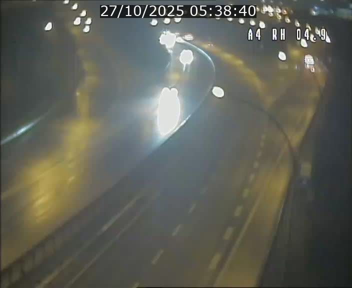 <h2>Traffic live webcam Luxembourg Leudelange - A4 - BK 4.9 - direction Luxembourg</h2>