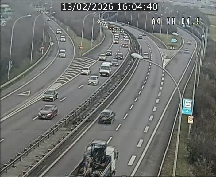 <h2>Traffic live webcam Luxembourg Leudelange - A4 - BK 4.9 - direction Luxembourg</h2>