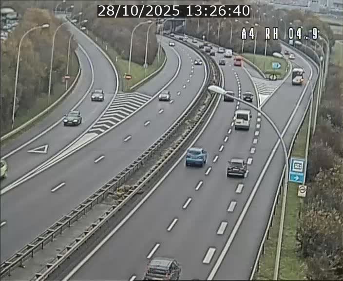 <h2>Traffic live webcam Luxembourg Leudelange - A4 - BK 4.9 - direction Luxembourg</h2>