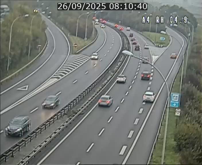 <h2>Traffic live webcam Luxembourg Leudelange - A4 - BK 4.9 - direction Luxembourg</h2>