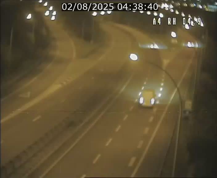 <h2>Traffic live webcam Luxembourg Leudelange - A4 - BK 4.9 - direction Luxembourg</h2>
