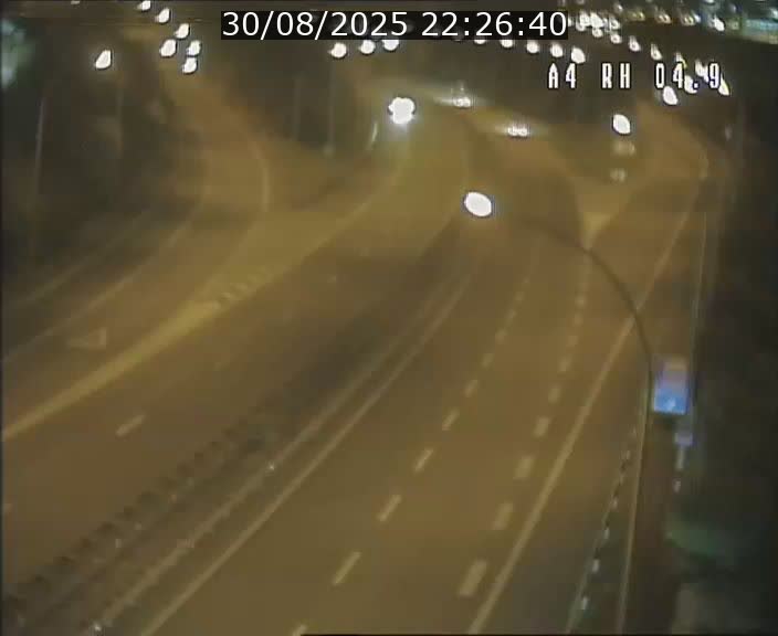 Traffic live webcam Luxembourg Leudelange - A4 - BK 4.9 - direction Luxembourg