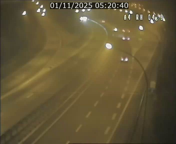 <h2>Traffic live webcam Luxembourg Leudelange - A4 - BK 4.9 - direction Luxembourg</h2>