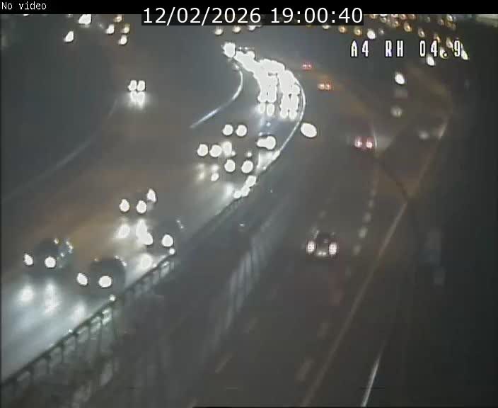 <h2>Traffic live webcam Luxembourg Leudelange - A4 - BK 4.9 - direction Luxembourg</h2>