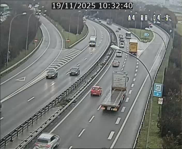 <h2>Traffic live webcam Luxembourg Leudelange - A4 - BK 4.9 - direction Luxembourg</h2>