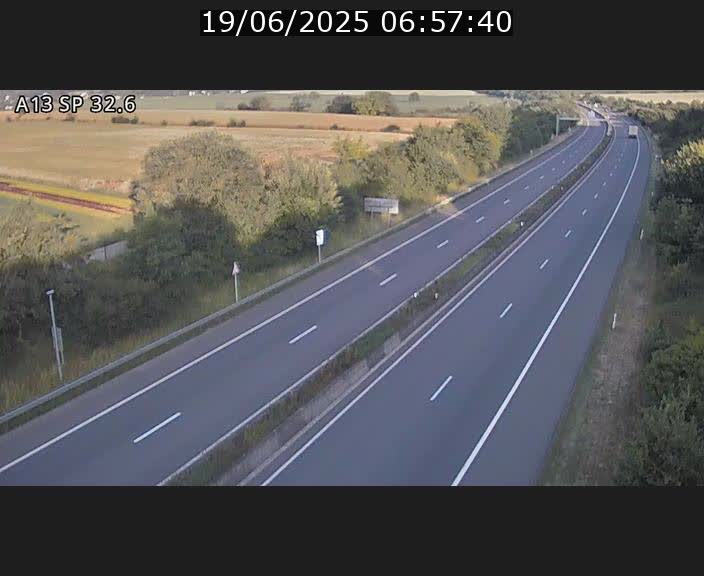 <h2>Webcam info trafic A13 à hauteur de Mondorf-les-bains. Vue orientée vers Altwies</h2>