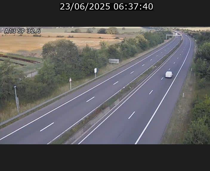 <h2>Webcam info trafic A13 à hauteur de Mondorf-les-bains. Vue orientée vers Altwies</h2>
