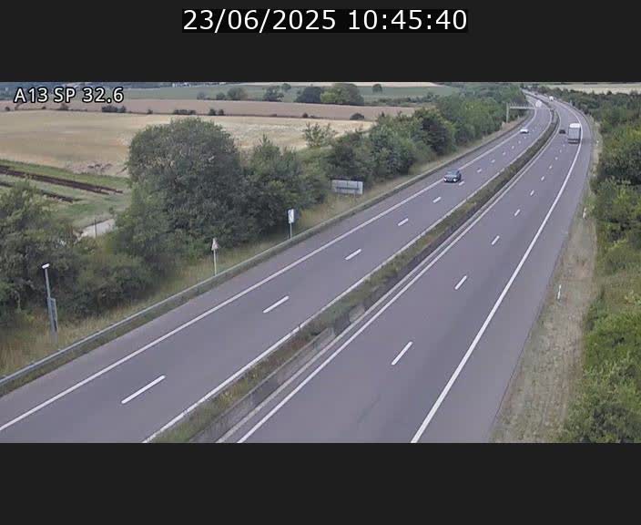 <h2>Webcam info trafic A13 à hauteur de Mondorf-les-bains. Vue orientée vers Altwies</h2>