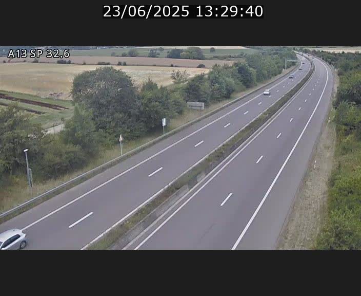 <h2>Webcam info trafic A13 à hauteur de Mondorf-les-bains. Vue orientée vers Altwies</h2>