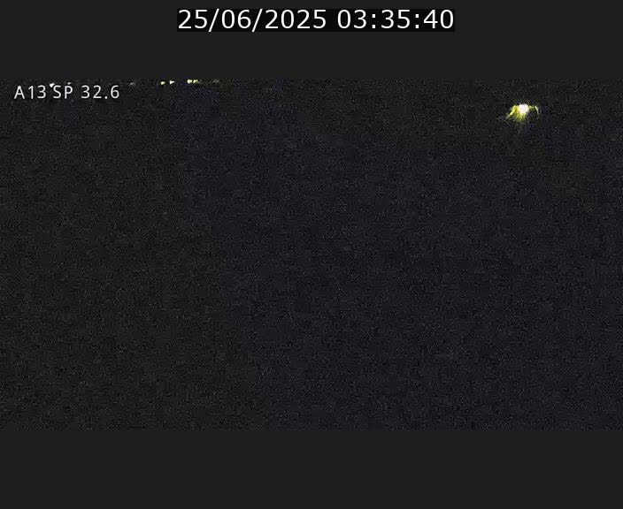 <h2>Webcam info trafic A13 à hauteur de Mondorf-les-bains. Vue orientée vers Altwies</h2>