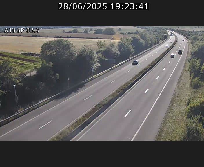 <h2>Webcam info trafic A13 à hauteur de Mondorf-les-bains. Vue orientée vers Altwies</h2>