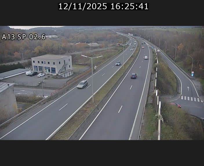Traffic live webcam Luxembourg Sanem - A13 direction Pétange - BK 2.6