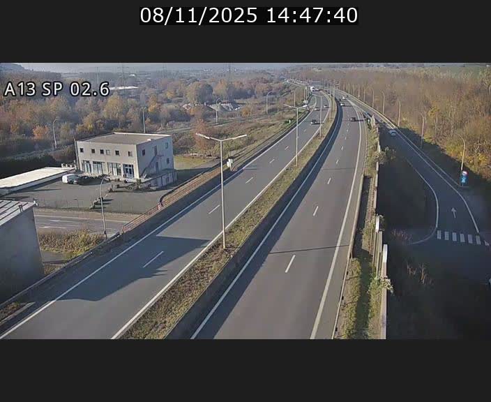 <h2>Traffic live webcam Luxembourg Sanem - A13 direction Pétange - BK 2.6</h2>