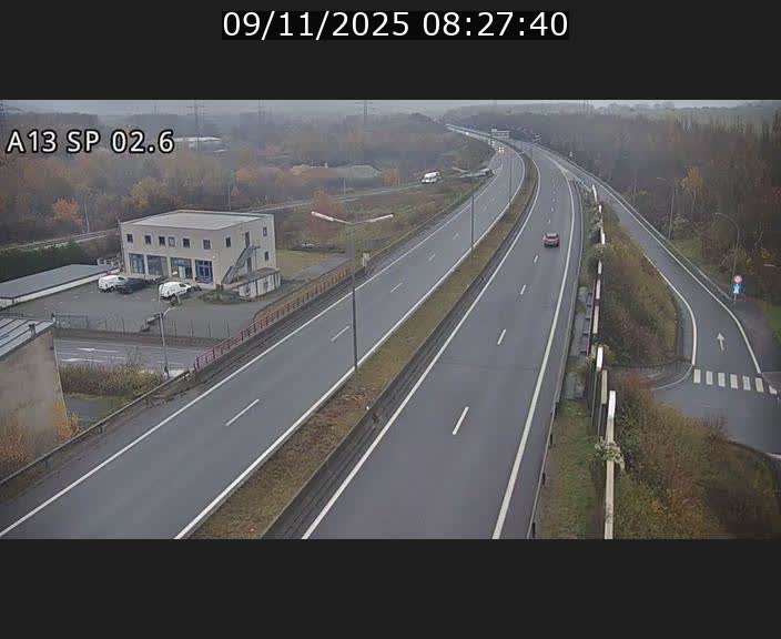 Traffic live webcam Luxembourg Sanem - A13 direction Pétange - BK 2.6