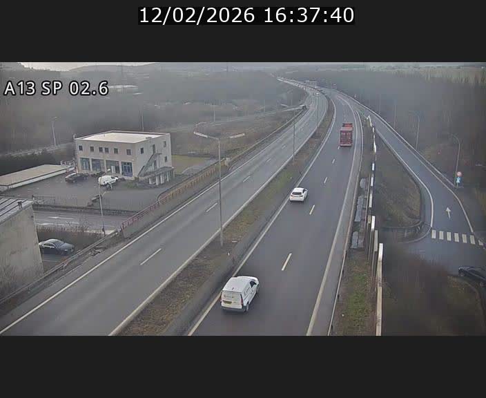 Traffic live webcam Luxembourg Sanem - A13 direction Pétange - BK 2.6