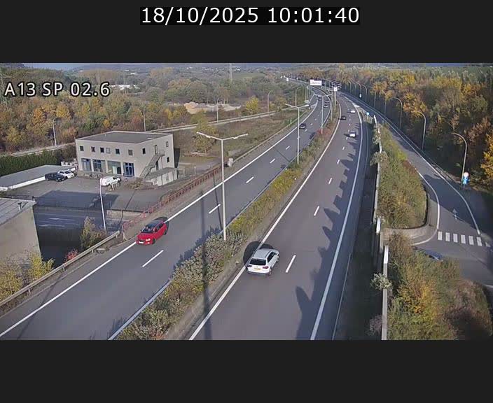 <h2>Traffic live webcam Luxembourg Sanem - A13 direction Pétange - BK 2.6</h2>