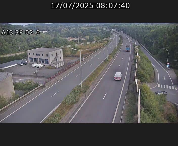 Traffic live webcam Luxembourg Sanem - A13 direction Pétange - BK 2.6