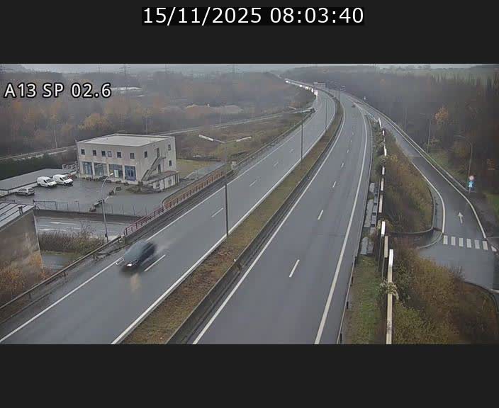 Traffic live webcam Luxembourg Sanem - A13 direction Pétange - BK 2.6