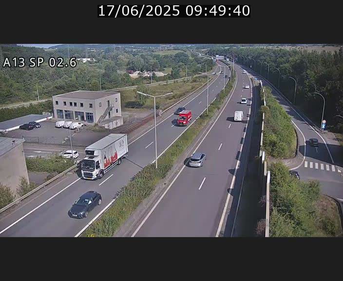 Traffic live webcam Luxembourg Sanem - A13 direction Pétange - BK 2.6