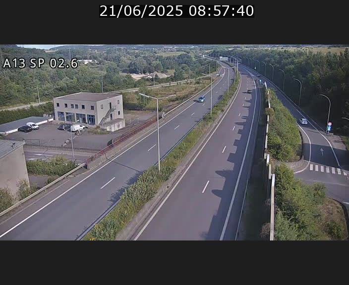 Traffic live webcam Luxembourg Sanem - A13 direction Pétange - BK 2.6