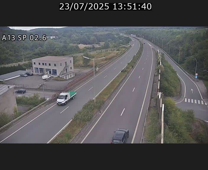 Traffic live webcam Luxembourg Sanem - A13 direction Pétange - BK 2.6