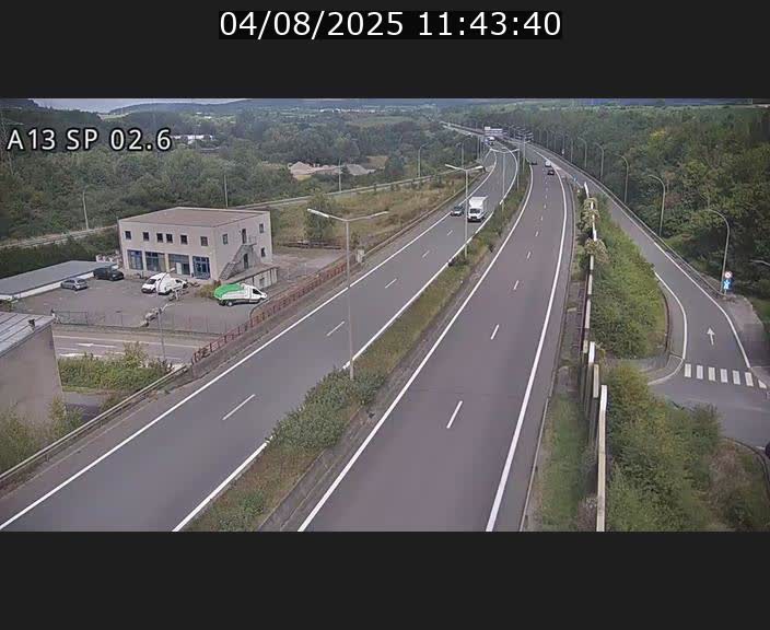 Traffic live webcam Luxembourg Sanem - A13 direction Pétange - BK 2.6