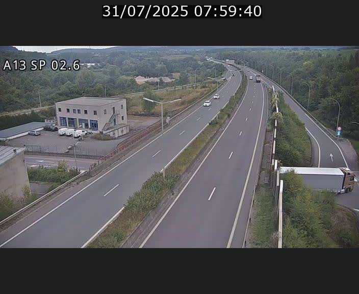 Traffic live webcam Luxembourg Sanem - A13 direction Pétange - BK 2.6