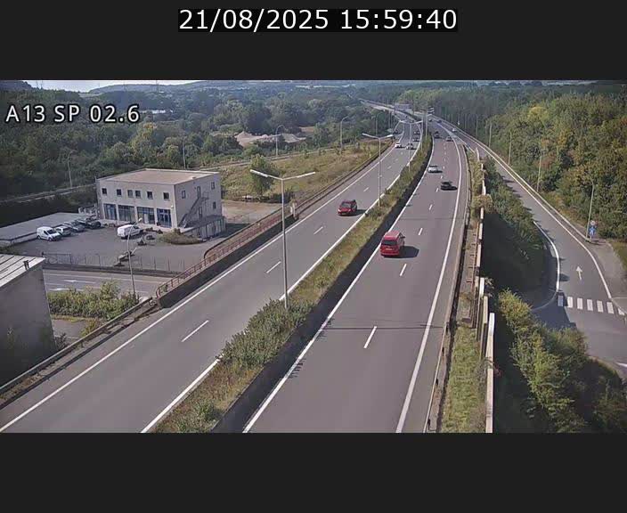 Traffic live webcam Luxembourg Sanem - A13 direction Pétange - BK 2.6
