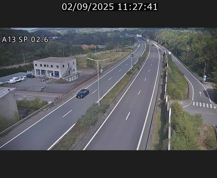 Traffic live webcam Luxembourg Sanem - A13 direction Pétange - BK 2.6