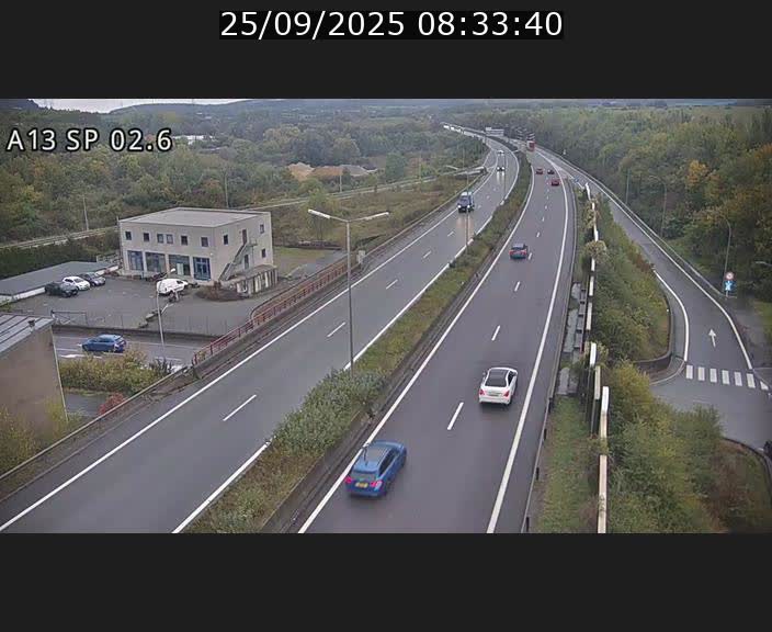 Traffic live webcam Luxembourg Sanem - A13 direction Pétange - BK 2.6