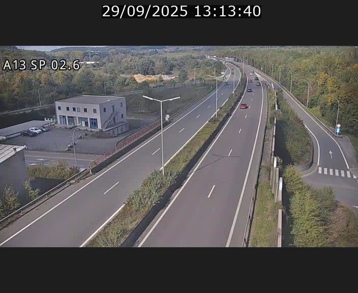Traffic live webcam Luxembourg Sanem - A13 direction Pétange - BK 2.6