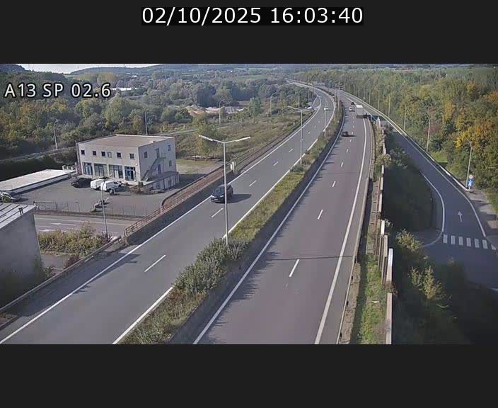 Traffic live webcam Luxembourg Sanem - A13 direction Pétange - BK 2.6