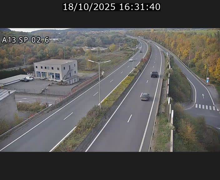 Traffic live webcam Luxembourg Sanem - A13 direction Pétange - BK 2.6