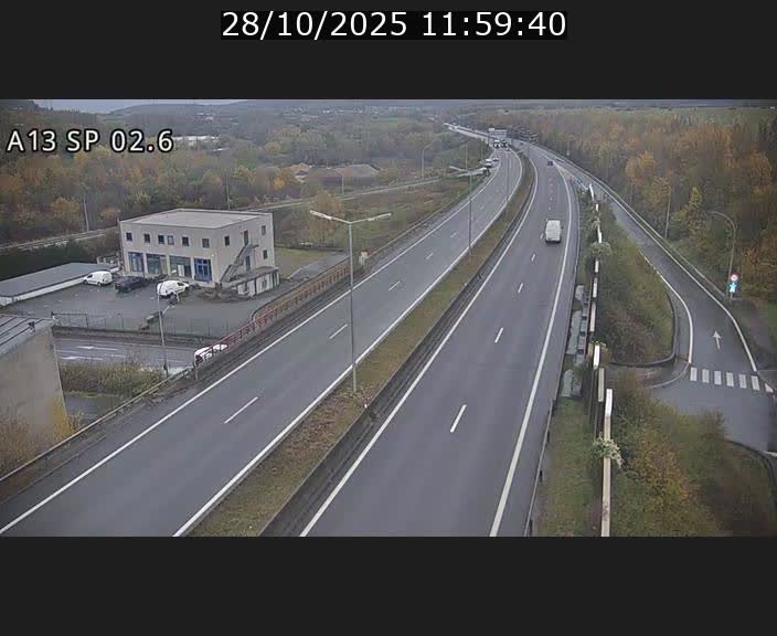 Traffic live webcam Luxembourg Sanem - A13 direction Pétange - BK 2.6