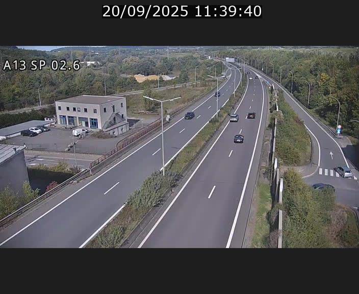 Traffic live webcam Luxembourg Sanem - A13 direction Pétange - BK 2.6