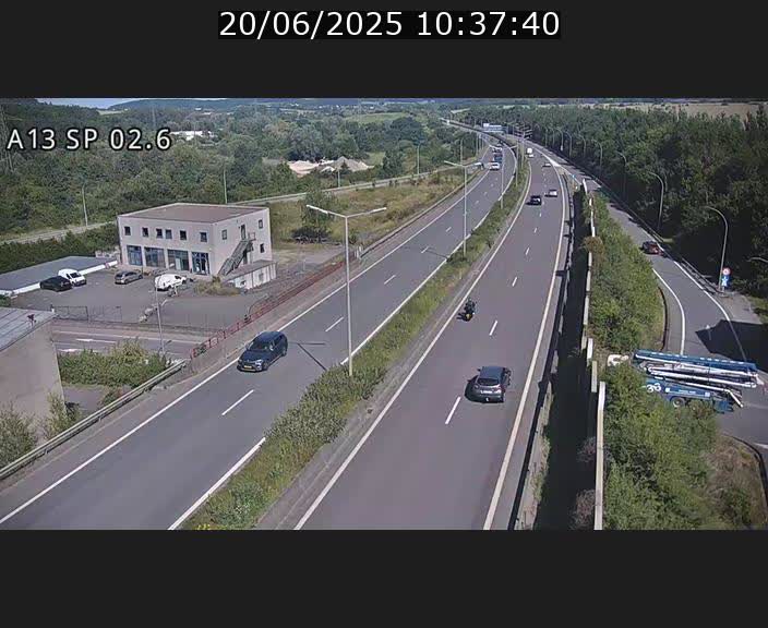 <h2>Traffic live webcam Luxembourg Sanem - A13 direction Pétange - BK 2.6</h2>