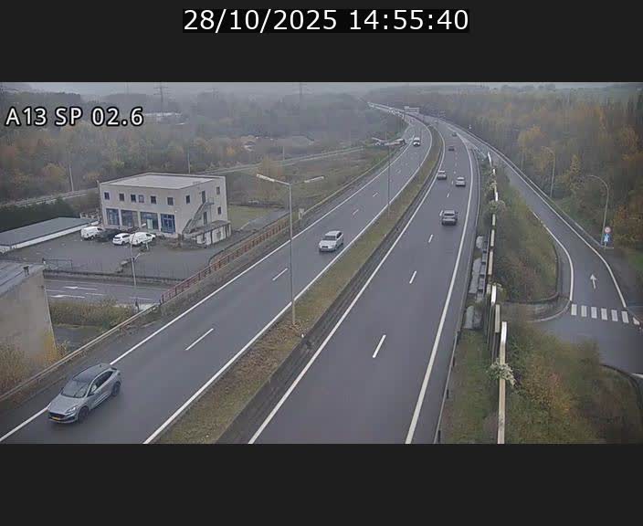 <h2>Traffic live webcam Luxembourg Sanem - A13 direction Pétange - BK 2.6</h2>