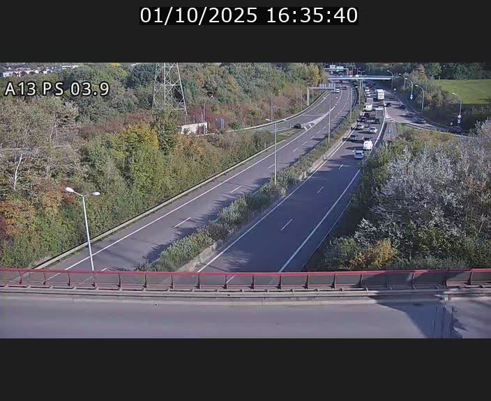 <h2>Traffic live webcam Luxembourg Differdange - A13 direction Esch-sur-Alzette - BK 3.9</h2>